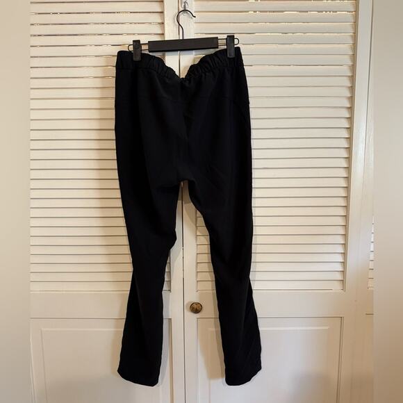 Lululemon On The Fly Black Pants - Picture 8 of 9